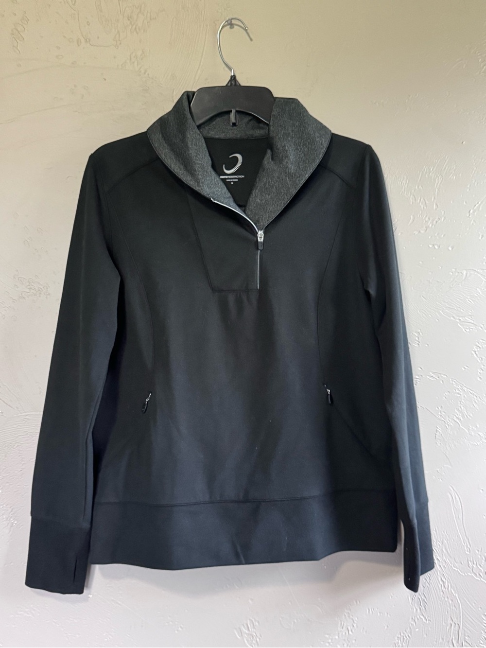 Zero Restriction Women’s Medium Black Quarter Zip Golf Pullover Jacket Gray Coll